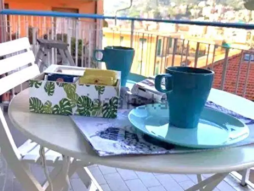 Immagine 1 di Bilocale in vendita  in VIA PRIVATA DEI GLICINI 7 a Rapallo