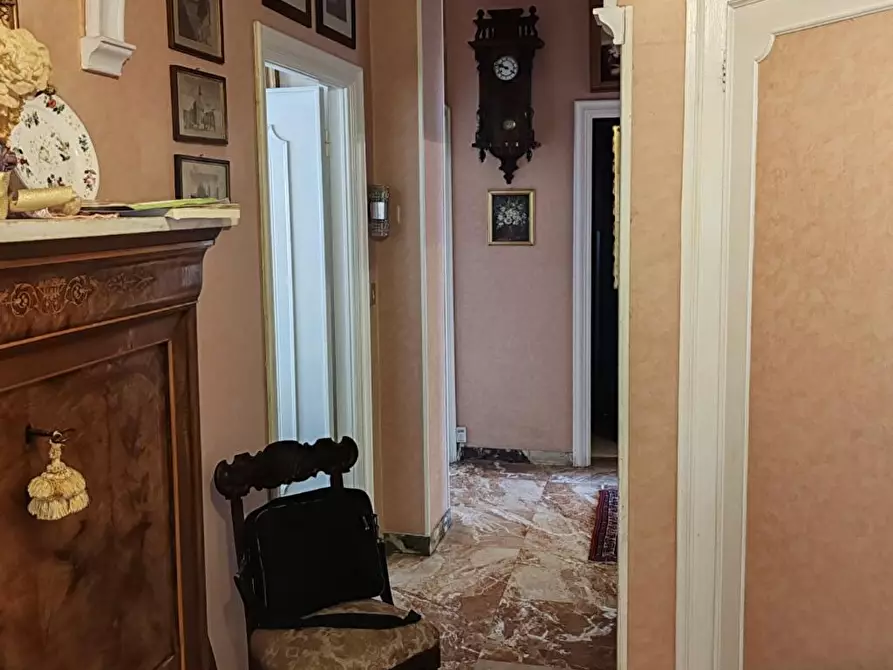 Immagine 8 di Appartamento in vendita  in Via Leonardo Montaldo  8b a Genova