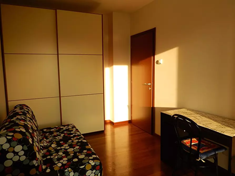 Immagine 1 di Stanza singola in affitto  in Via Giovanni Ansaldo 12 a Milano