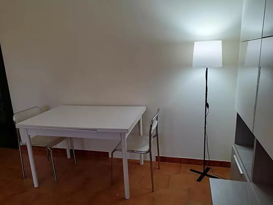 Immagine 4 di Camera in affitto  a Mascalucia