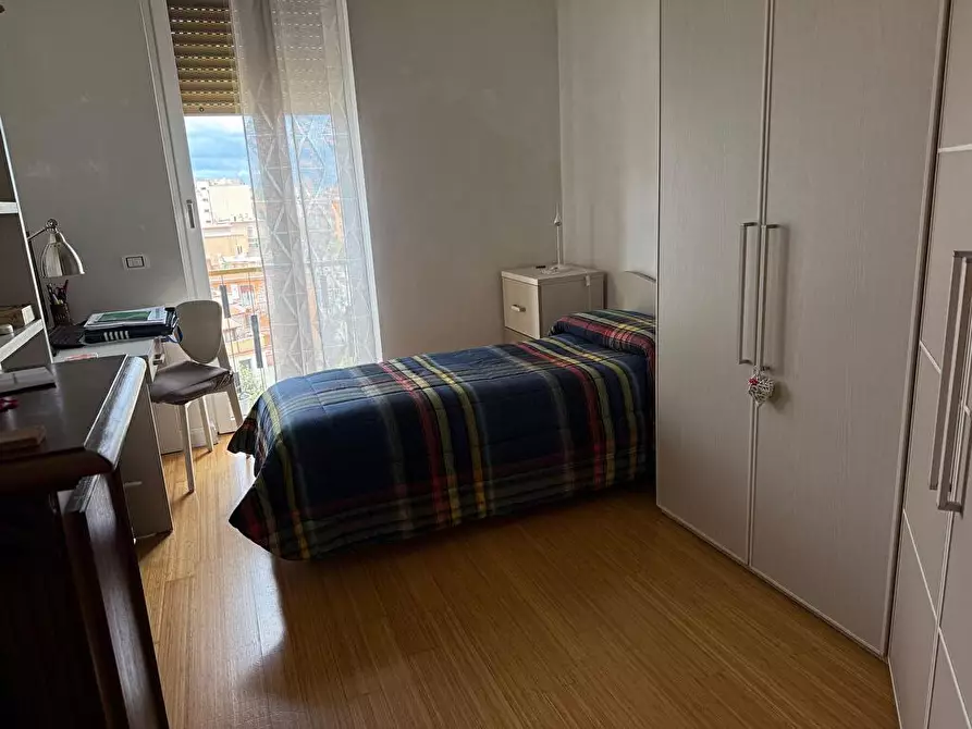 Immagine 6 di Camera in affitto  a Foggia