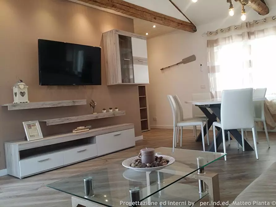 Immagine 2 di Stanza singola in affitto  a Udine