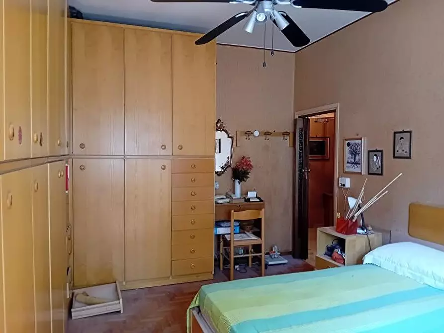 Immagine 18 di Appartamento in vendita  in via Gaetano Salvemni  5 a Milano