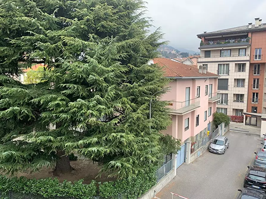 Immagine 9 di Stanza singola in affitto  a Lecco