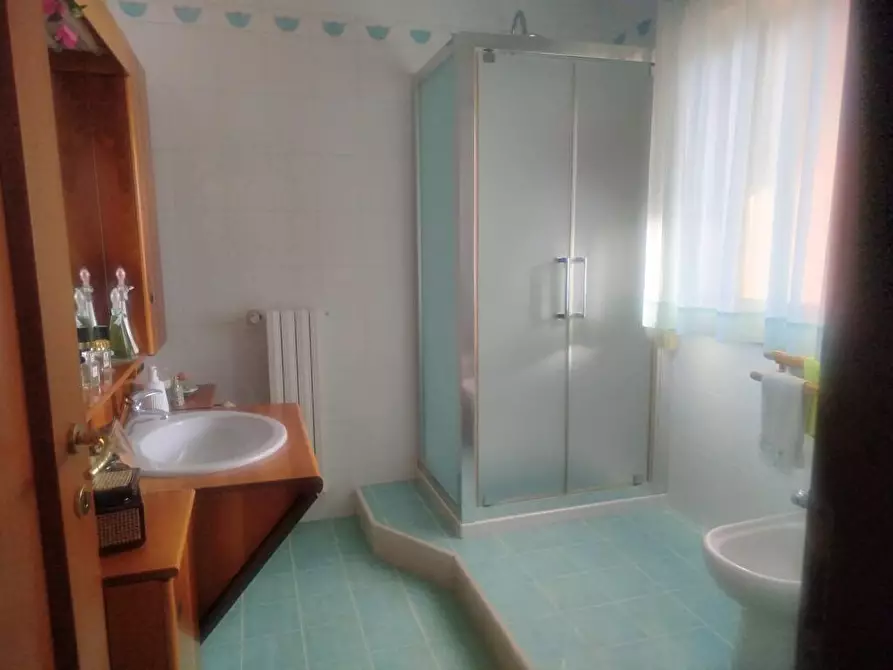 Immagine 26 di Villa in vendita  in Via Francesco Como 6 a Taranto