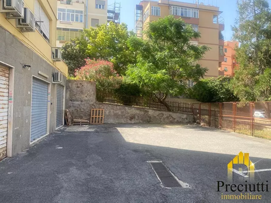 Immagine 6 di Magazzino in vendita  in VIA DI BRAVETTA 244 a Roma