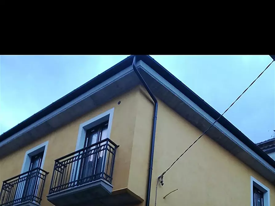 Immagine 1 di Abitazione tipica in vendita  a Sant'angelo Le Fratte