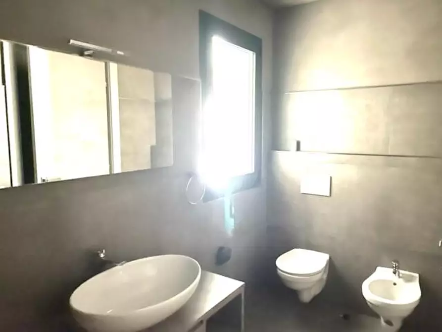 Immagine 7 di Abitazione tipica in affitto  in corso marconi  24 a Gravellona Toce