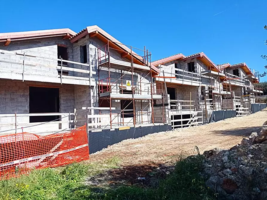 Immagine 8 di Lotti in vendita  in Via Milano snc a Sassari