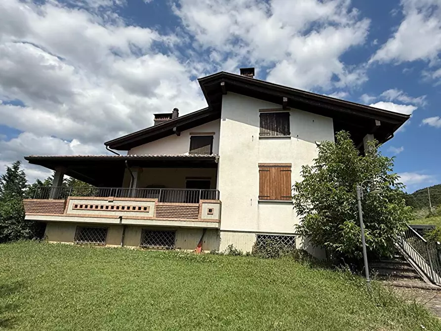 Immagine 1 di Casa indipendente in vendita  a Albareto