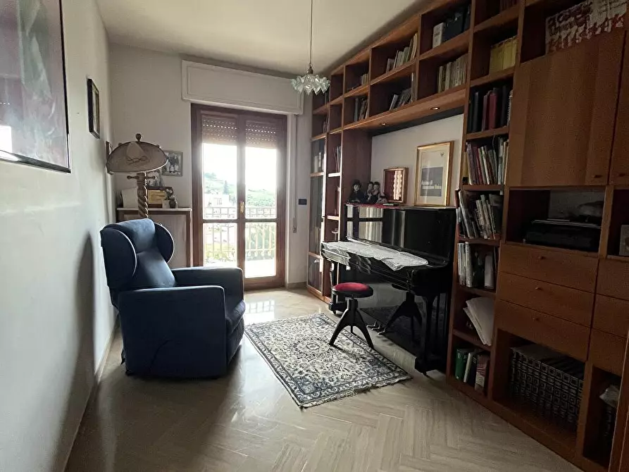 Immagine 2 di Appartamento in vendita  a Matera