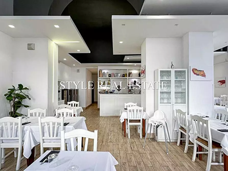 Immagine 18 di Bar / Ristorante in vendita  in Via Malta  25 a Siracusa
