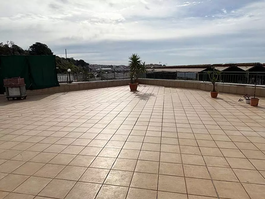 Immagine 21 di Casa trifamiliare in vendita  in Via Raimondo Annecchino snc a Pozzuoli