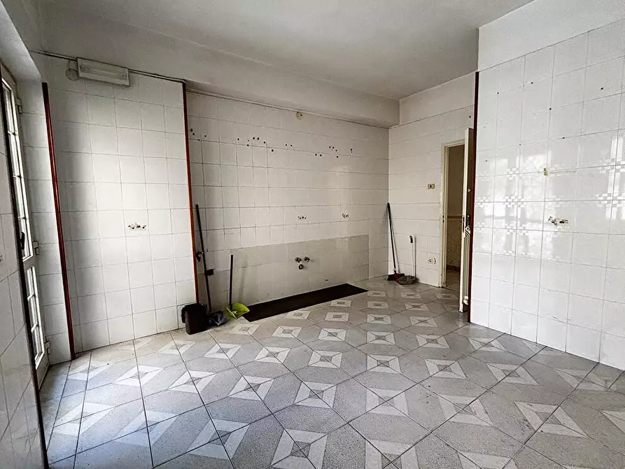 Immagine 10 di Appartamento in vendita  in Via Lucio Calpurnio  4 a Pozzuoli