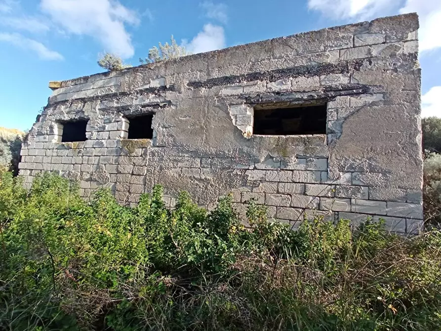 Immagine 4 di Magazzino in vendita  in SV San Quirico snc a Sassari