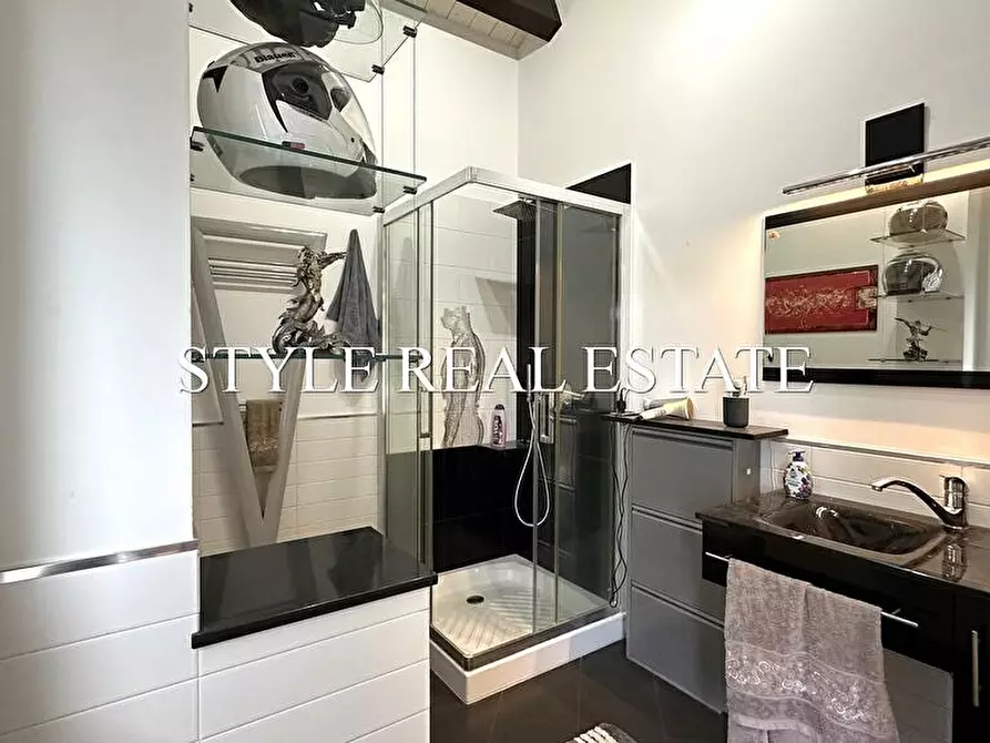 Immagine 20 di Villa in vendita  in via nino consiglio - a Siracusa
