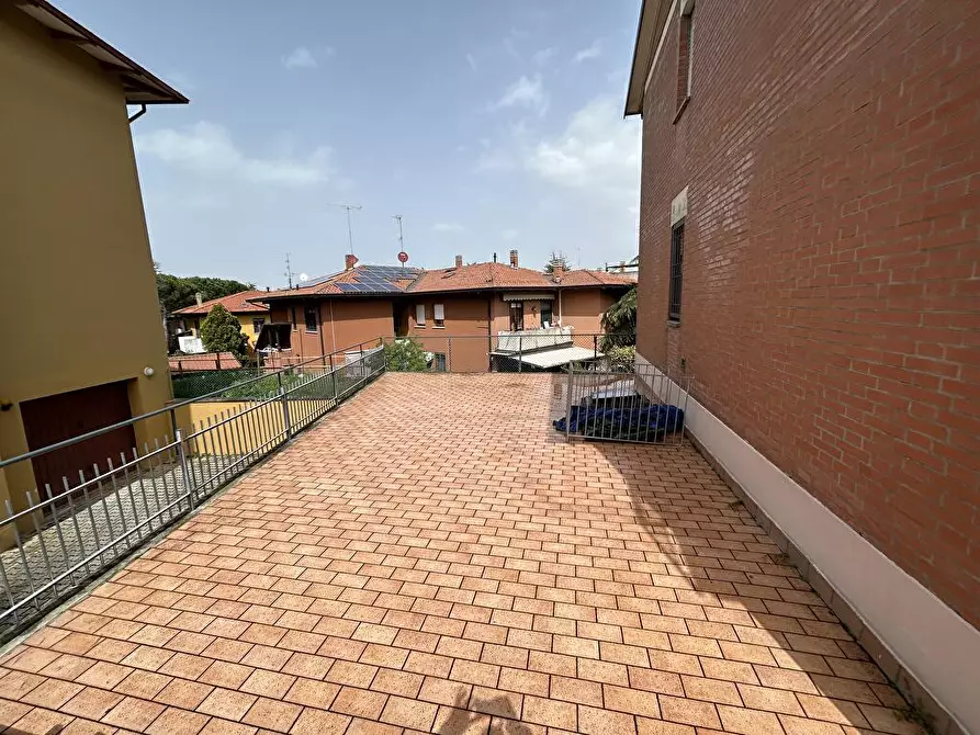 Immagine 2 di Villetta a schiera in affitto  in Via R. Morandi 10 a Castel San Pietro Terme