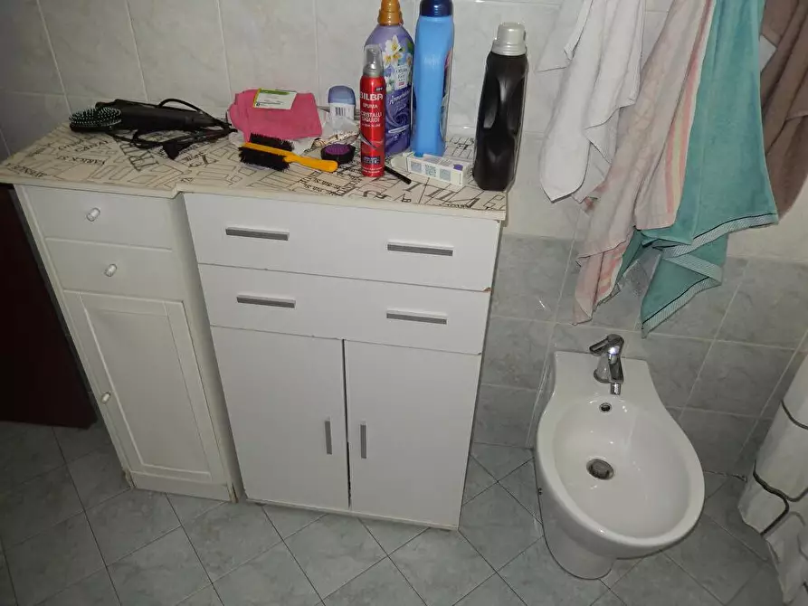 Immagine 11 di Camera condivisa in affitto  in via giovanni ansaldo 12 a Milano