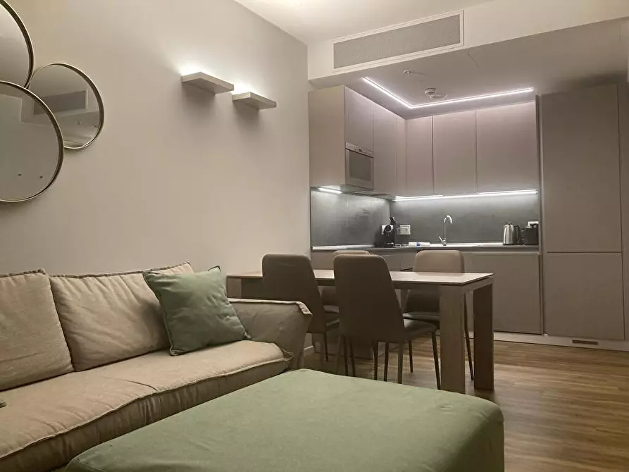 Immagine 1 di Appartamento in affitto  in Via Gustavo Fara 41 a Milano