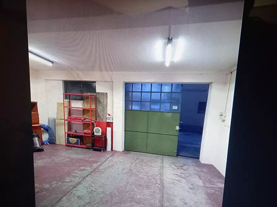 Immagine 3 di Deposito in vendita  in C.so dante 43 a Calolziocorte