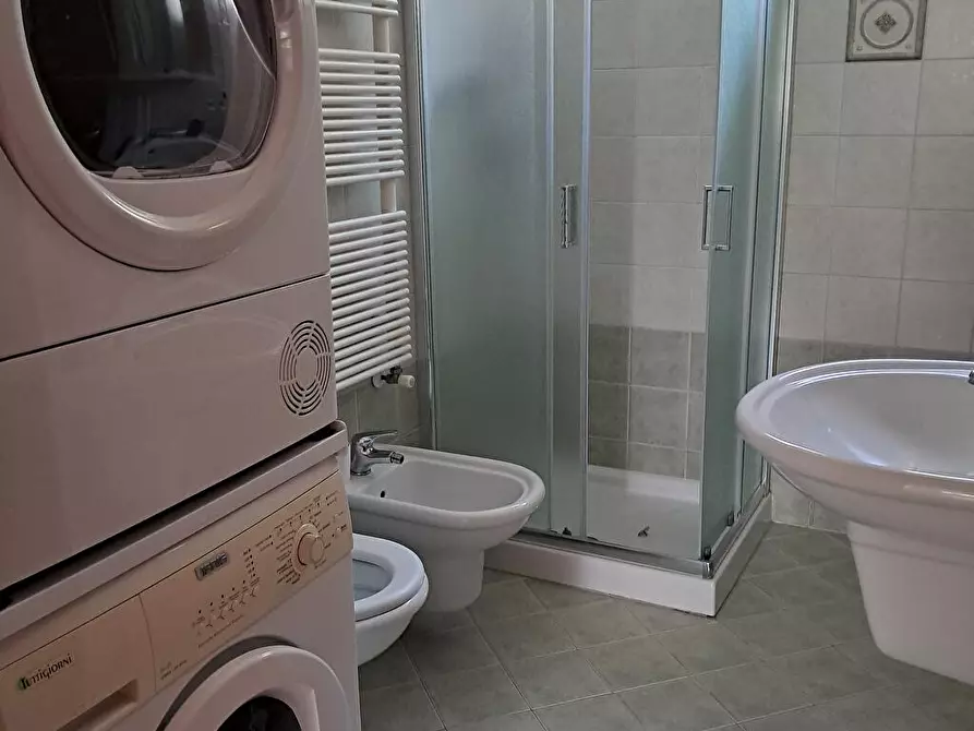Immagine 3 di Appartamento in affitto  a Roseto Degli Abruzzi