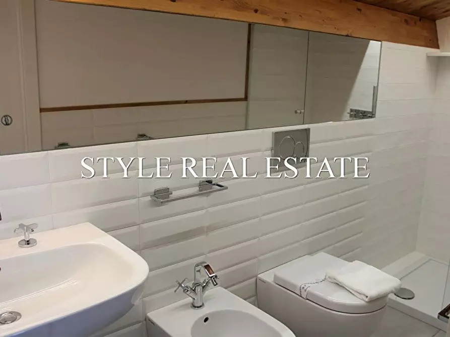 Immagine 10 di Appartamento in affitto  in Via Lungomare di Levante 52 a Siracusa