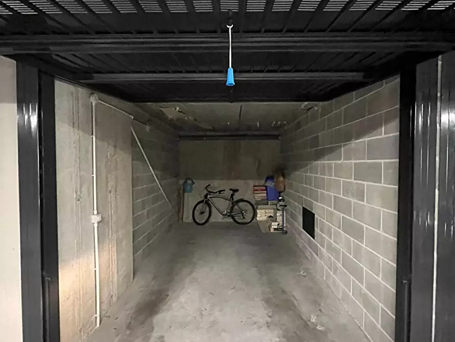 Immagine 4 di Appartamento in vendita  a Parma