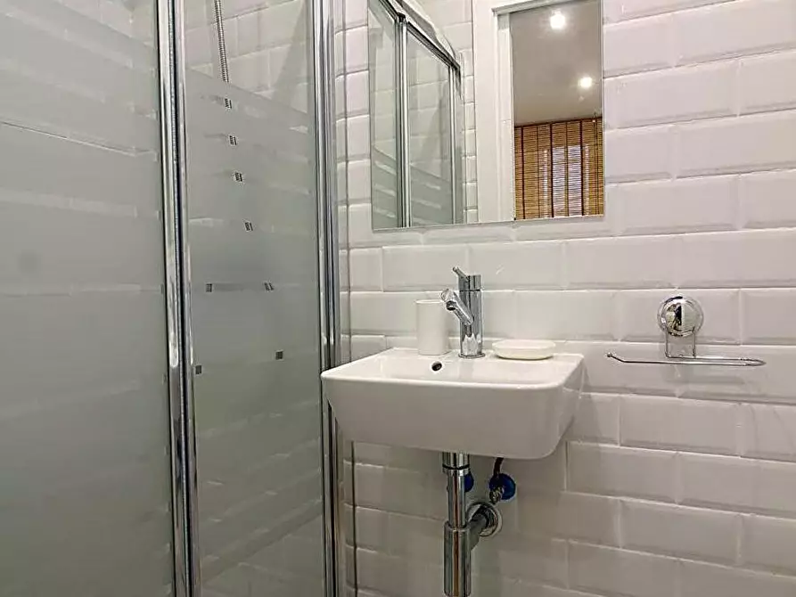 Immagine 4 di Appartamento in affitto  in Pomponia Grecina 25 a Roma