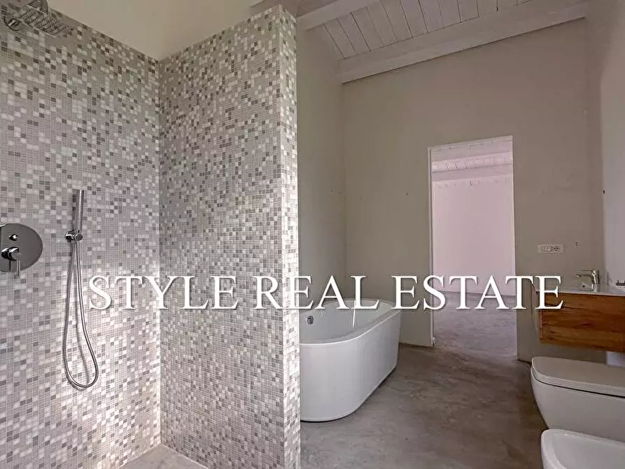 Immagine 10 di Villa in vendita  a Noto