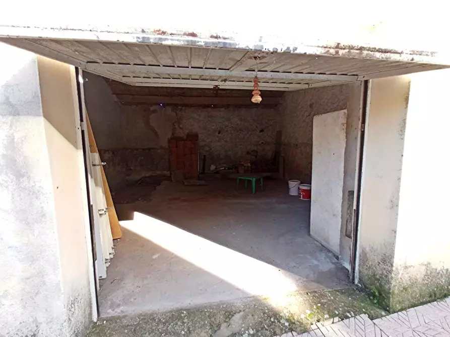 Immagine 3 di Garage in vendita  in Via Municipale 31 a Tissi