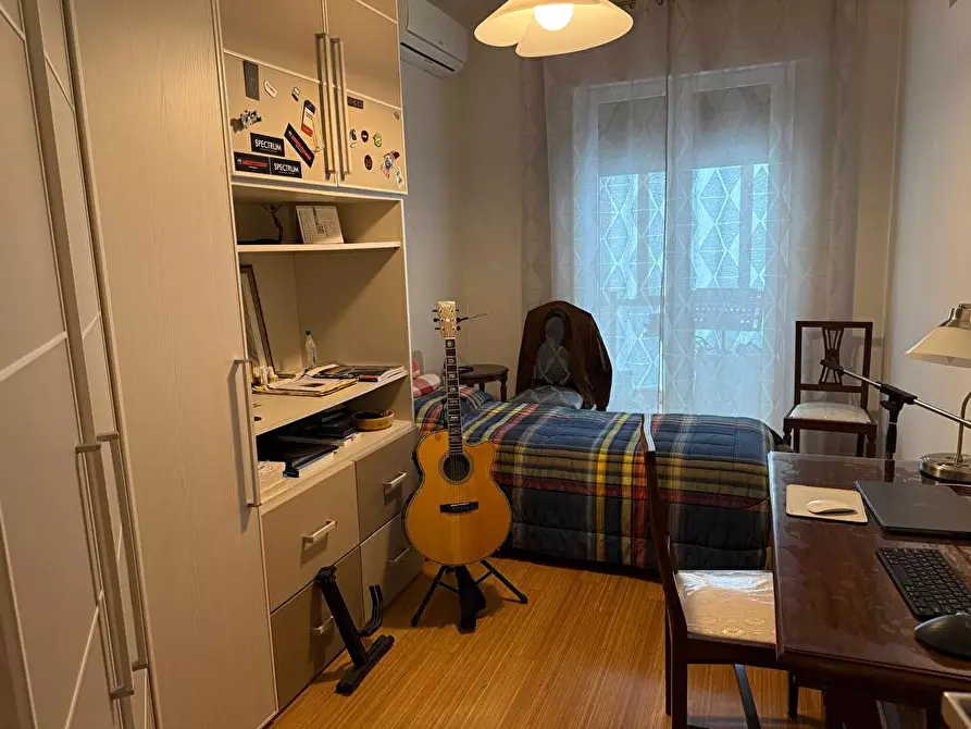 Immagine 5 di Camera in affitto  a Foggia