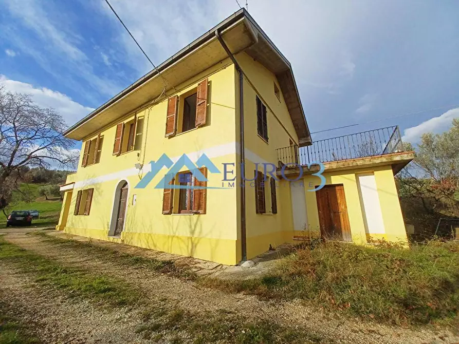 Immagine 3 di Villa in vendita  in appignano del tronto snc a Appignano Del Tronto