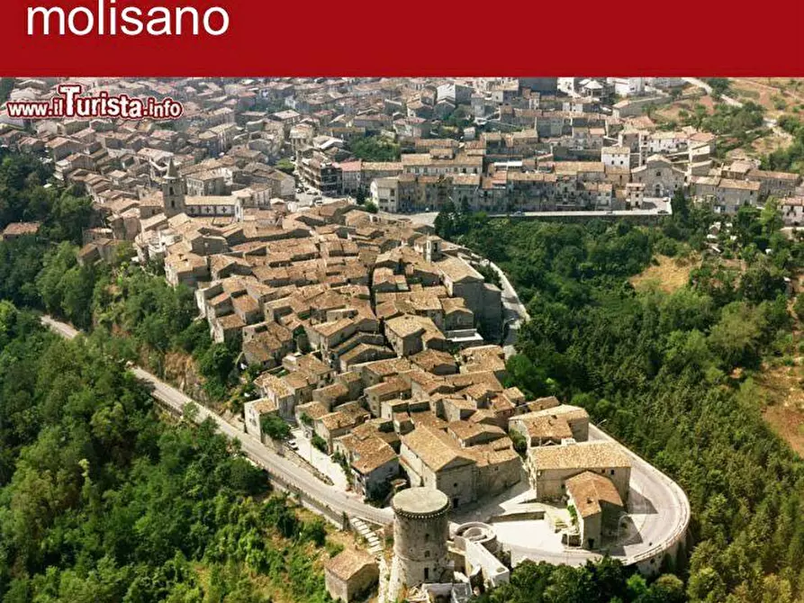 Immagine 10 di Casa di paese in vendita  in Via Castello 1 a Riccia