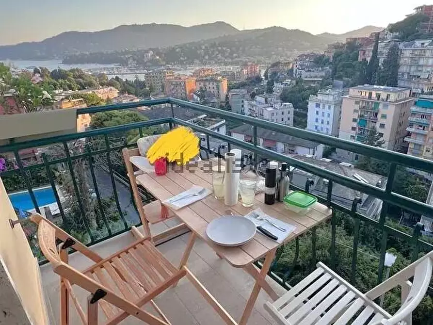 Immagine 2 di Appartamento in vendita  in VIA PRIVATA SAN ROCCO 60 a Rapallo