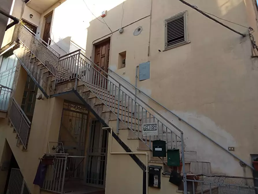 Immagine 10 di Casa semindipendente in vendita  in Via Onofrio Tortora  28 a Sarno
