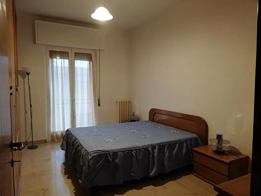 Immagine 5 di Appartamento in affitto  a Taranto