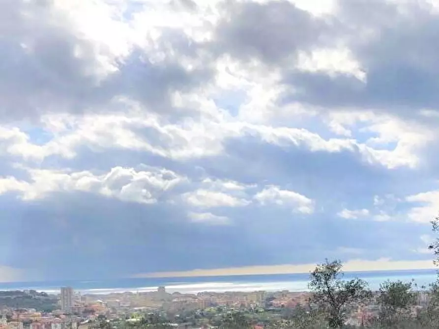 Immagine 2 di Villa in vendita  in VIA CASE SPARSE DI RI ALTO 8 a Chiavari