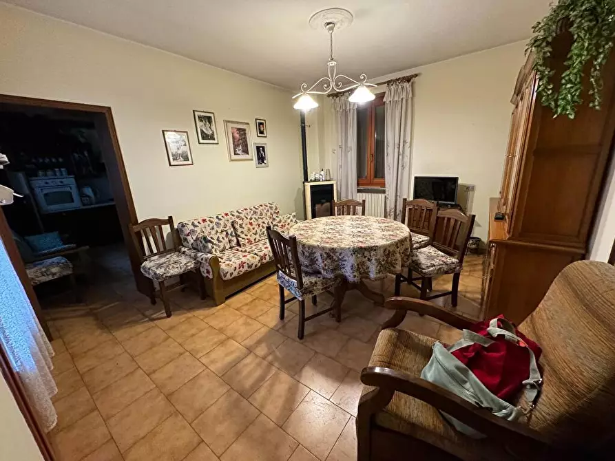Immagine 9 di Casa indipendente in vendita  in roma 73 a Medesano