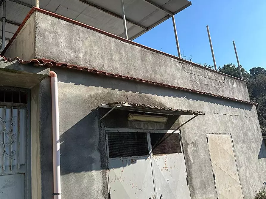 Immagine 4 di Rustico / casale in vendita  in via Cupa Vicinale Cinthia 33 a Napoli
