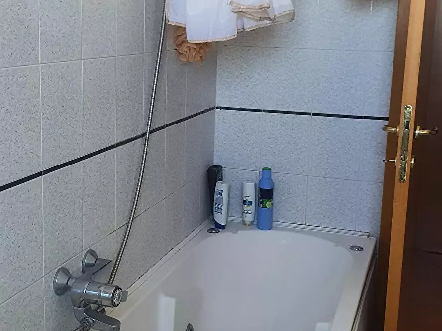 Immagine 8 di Appartamento in affitto  in VIA MAZZARINO 13 a Pescara