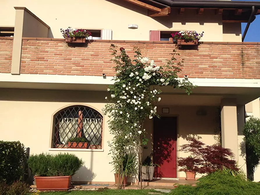 Immagine 7 di Porzione di casa in affitto  in Via Mascagni 11 a Bovolenta