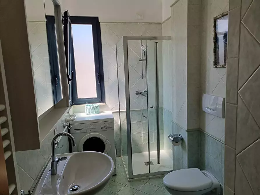 Immagine 4 di Appartamento in affitto  a Rimini