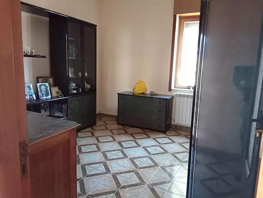 Immagine 6 di Negozio in affitto  in Via Provinciale 1 a San Valentino Torio