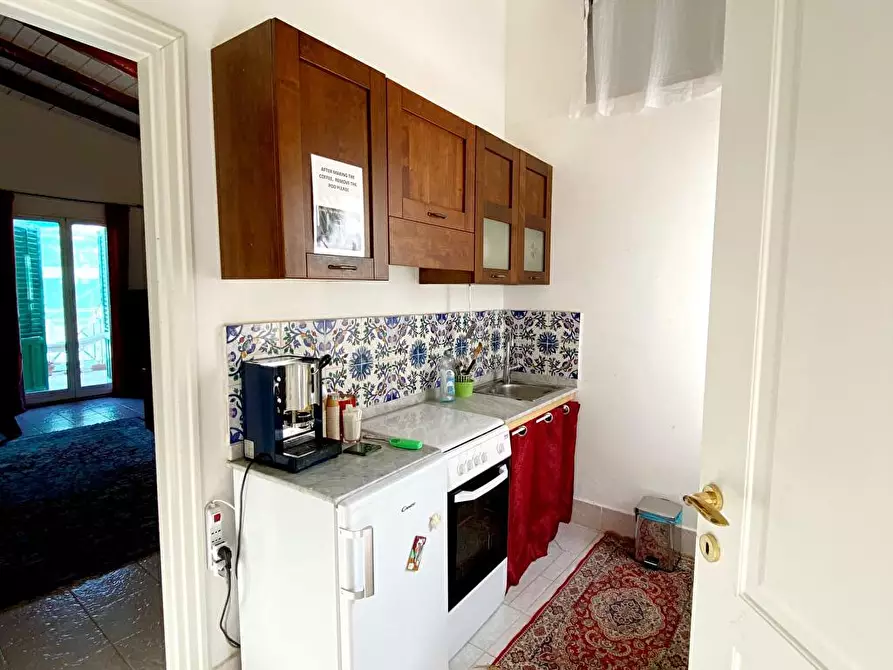 Immagine 15 di Camera in affitto  in Via Argenteria  19 a Palermo
