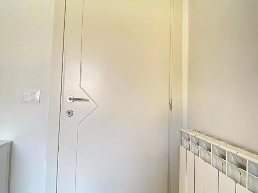 Immagine 10 di Appartamento in vendita  a Massarosa