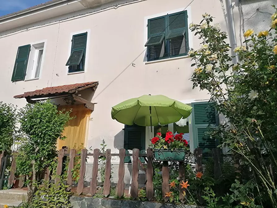 Immagine 4 di Casa semindipendente in vendita  a Dego