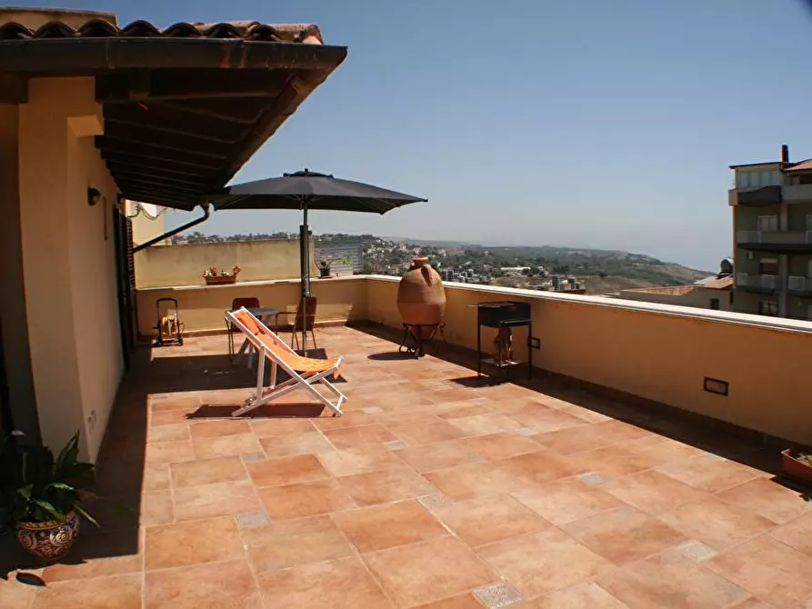 Immagine 3 di Attico in affitto  in Via Valverde, 2L a Sciacca