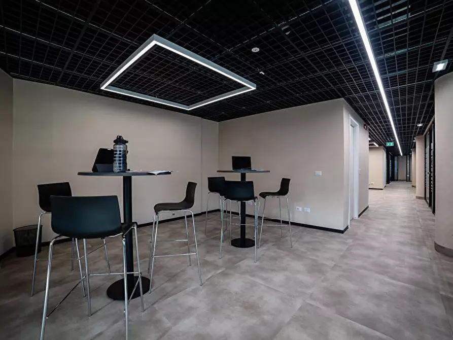 Immagine 3 di Sala convegni in affitto  in Via Fernando Colombo 36 a Roma