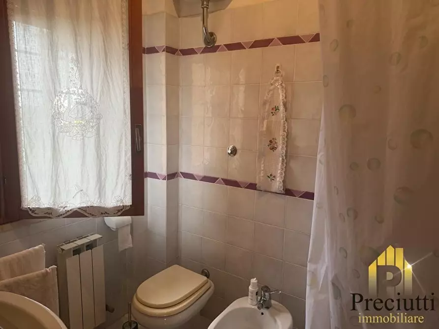 Immagine 23 di Villa in vendita  in VIA DELLA PINETA DI FREGENE 1 a Fiumicino