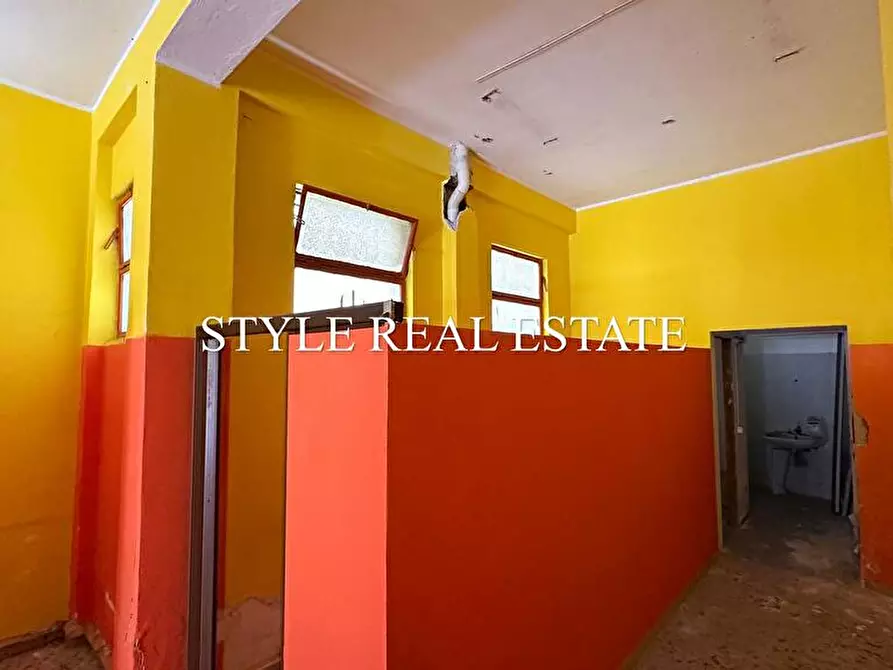 Immagine 29 di Palazzo in vendita  in Corso Timoleonte 105 a Siracusa